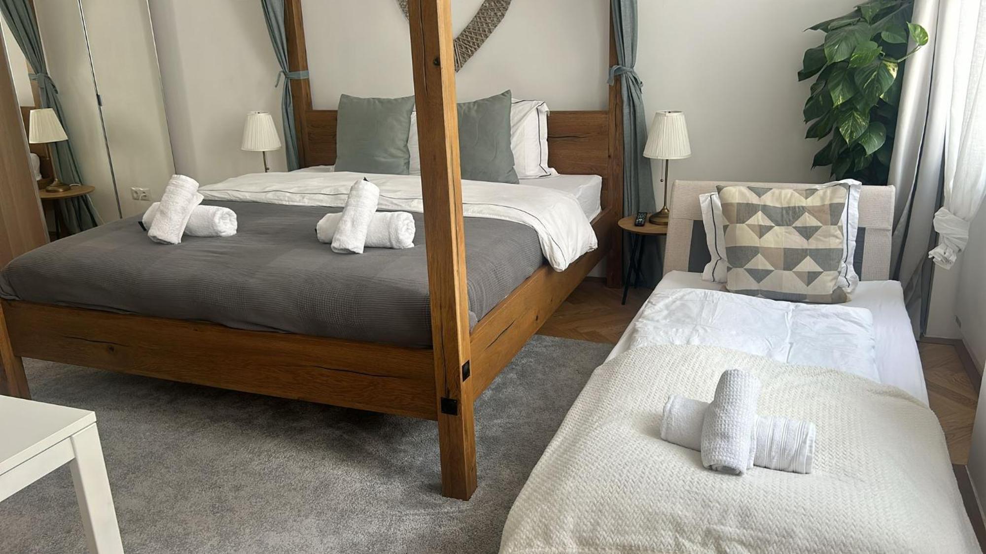 Regal Retreat Intimate Elegance Near Schoenbrunn Palace Βιέννη Εξωτερικό φωτογραφία